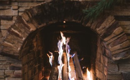 How to build a brick garden fireplace?
